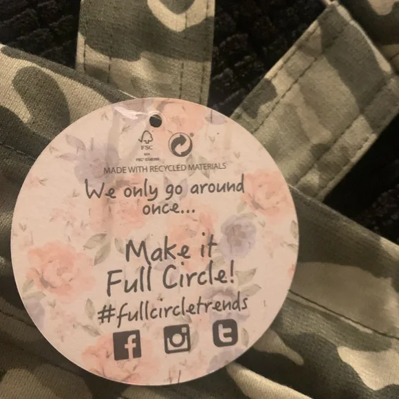 Jolie and Joy by FCT green camouflage overalls dress size medium juniors NWT - Picture 3 of 11